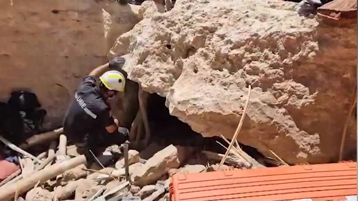 El ayuntamiento ha organizado una concentración como muestra de apoyo