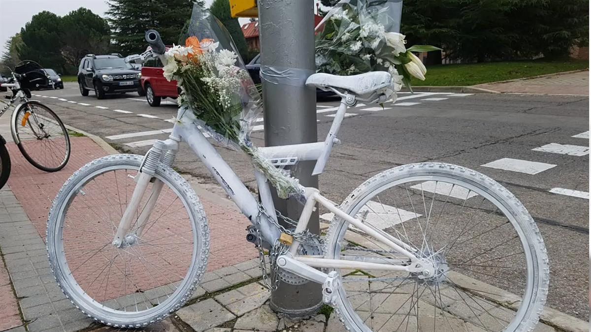 La asociación Pedalibre ha convocado una marcha y una manifestación desde la <M> Manuel Becerra hoy a las 19:30 de la tarde 