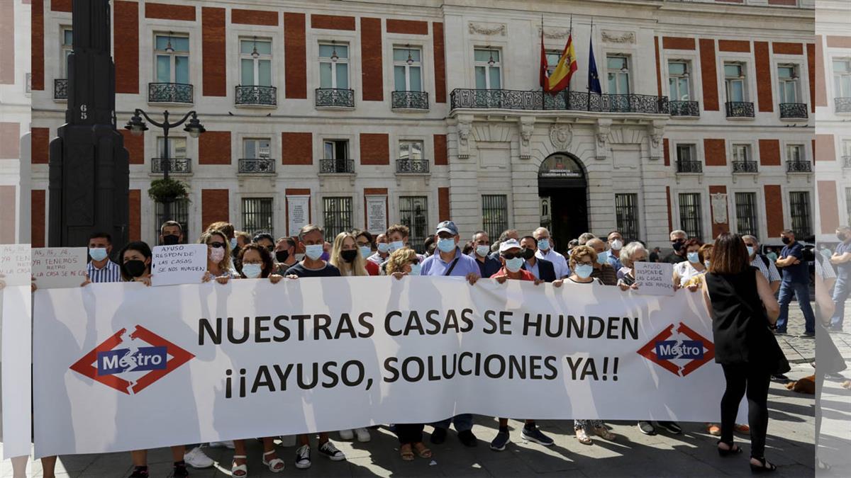 Los Ayuntamientos de San Fernando y Coslada unen fuerzas a los vecinos para reivindicar soluciones en las casas afectadas por la línea 7b del metro 