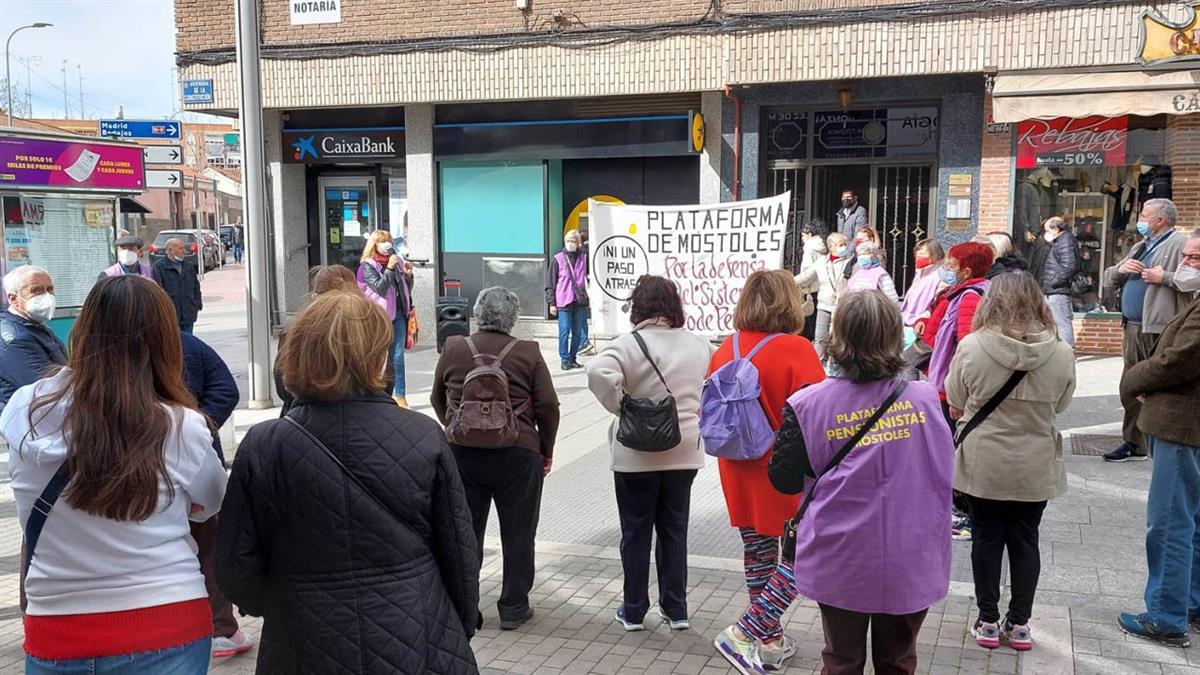 Han manifestado su indignación sobre las condiciones impuestas por las entidades bancarias