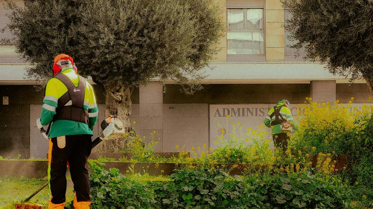 Exigen mejores condiciones laborales al Ayuntamiento de la localidad 