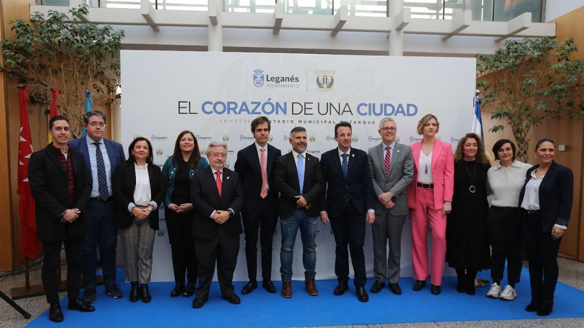 El acuerdo recoge un canon cercano a los 17 millones de euros (337.055,92 euros anuales) que la ciudad recibirá a través de contraprestaciones del club