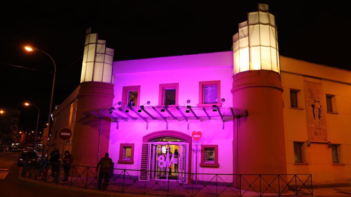 Ambas cantantes locales participan en un Concierto Solidario que se celebra en el Centro de Igualdad 8 de marzo