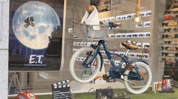 Los tres mejores ganarán una Smart TV, lote de libros y un bono de entradas de 100€