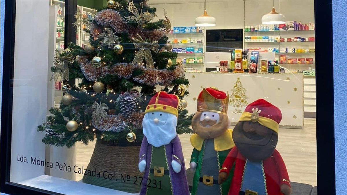 Los comercios locales compiten por conseguir la decoración más creativa, que votarán los vecinos