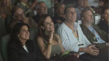 La sentencia para el policía es de 10 meses de prisión e inhabilitación por participar en un acto del partido en Fuenlabrada cuando aún estaba en activo