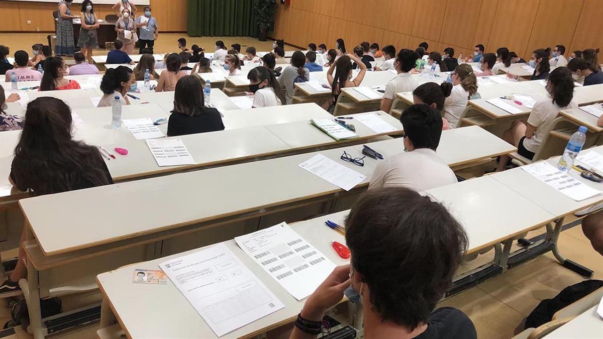 Los exámenes se harán los primeros días de junio