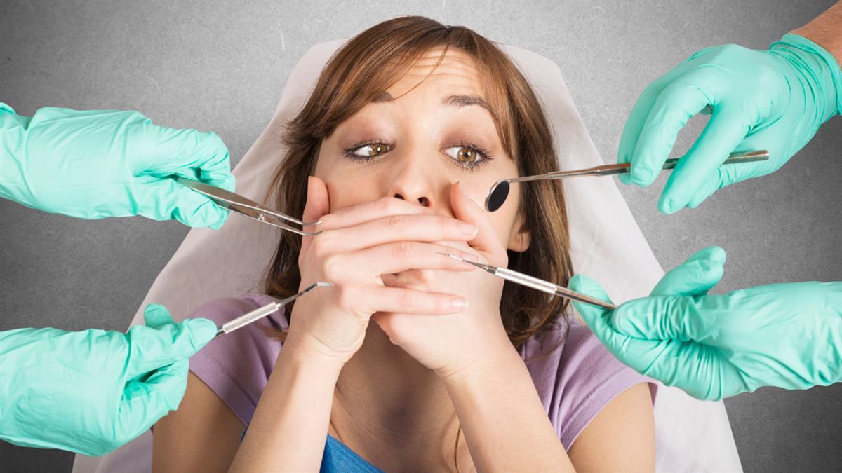 La sedación consciente está cobrando auge y se ha convertido en el salvavidas de los que temen tumbarse en el sillón del dentista