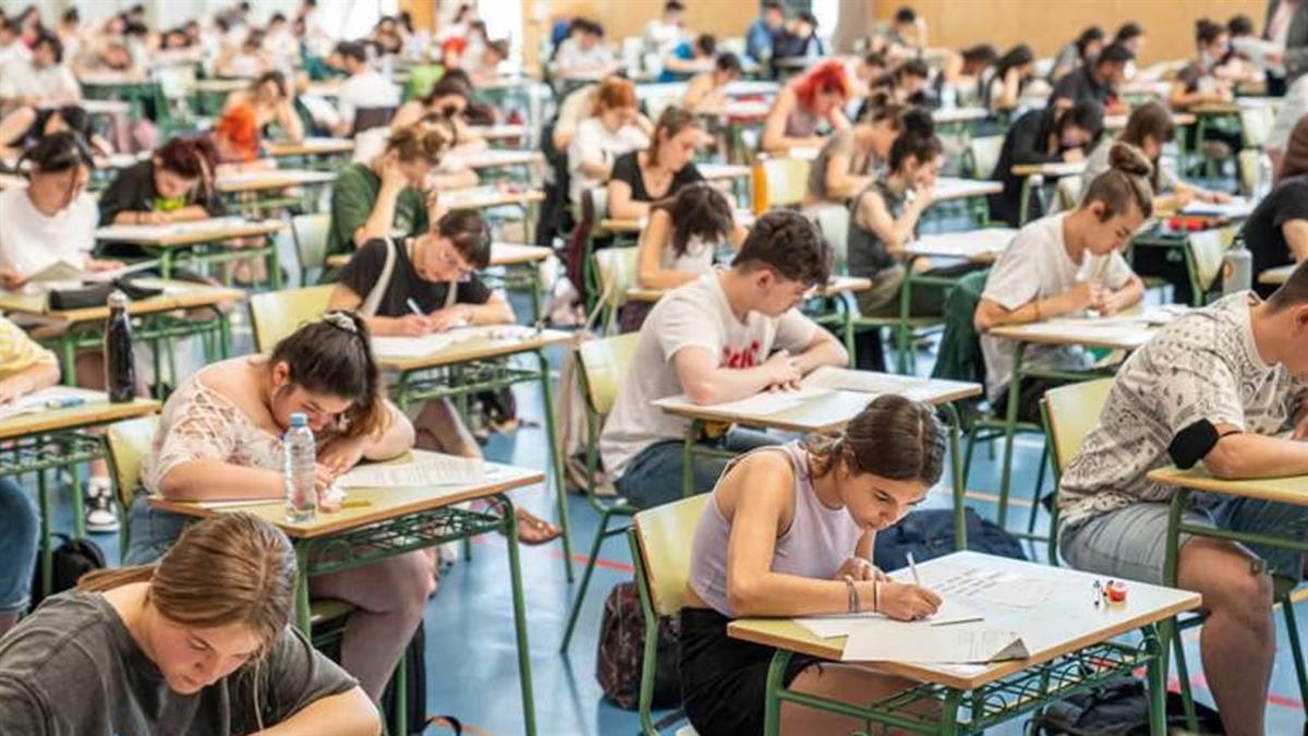 Recomendaciones para cuidar la salud durante la época de exámenes universitarios