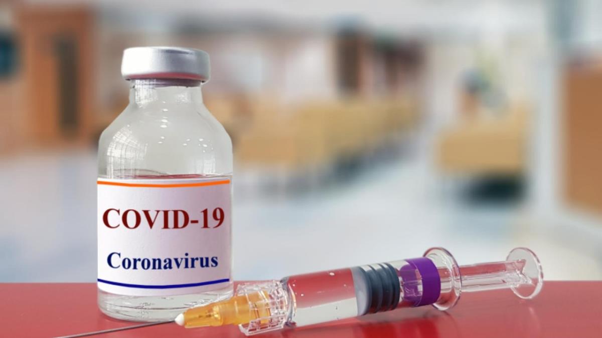 Siete consejos de expertos sanitarios a tener en cuenta cuando nos vacunemos contra la Covid-19