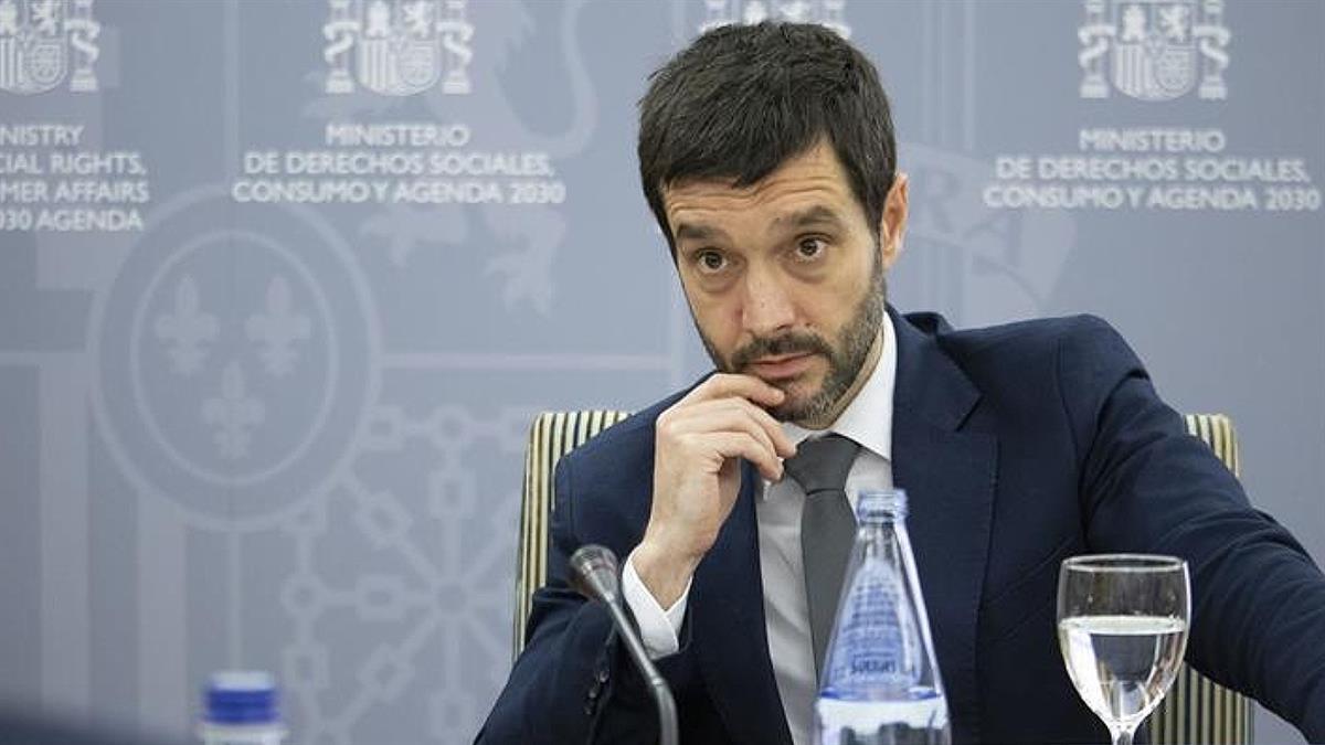 Consumo recuerda a grandes fondos de inversión la obligatoriedad de aceptar la prórroga de los alquileres