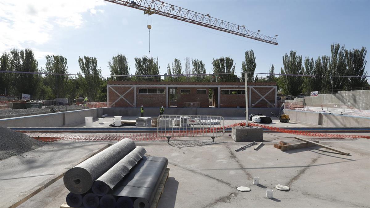El objetivo es dotar a esta nueva instalación del distrito de Barajas de todo el personal y los servicios necesarios