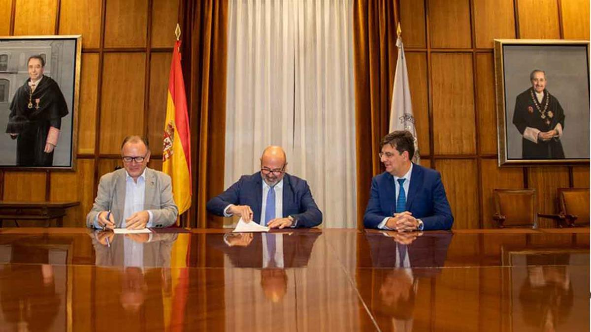 La Universidad de Alcalá firma un convenio con el SEPE para que los estudiantes puedan realizar prácticas en el órgano estatal 