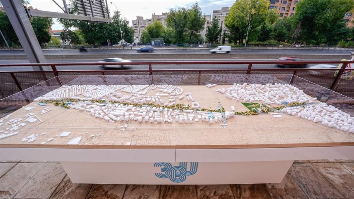 Ambas instituciones firman el acuerdo para ejecutar el soterramiento del segundo tramo de la A-5