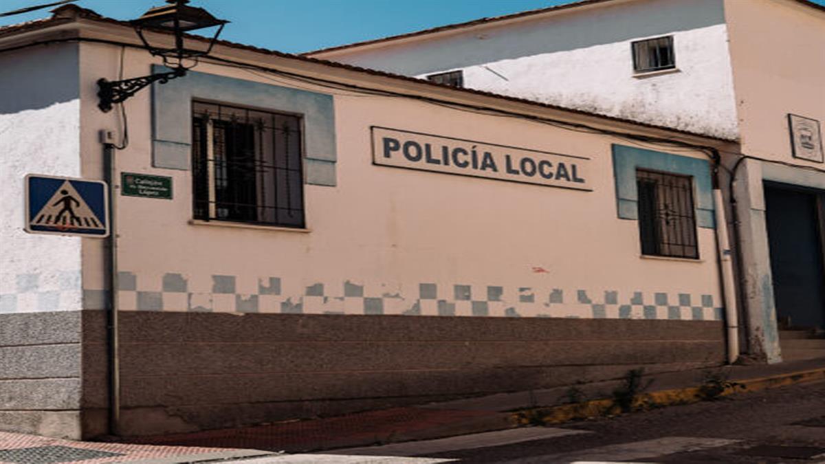 Es necesario cubrir tres puestos de agente y uno de subinspector