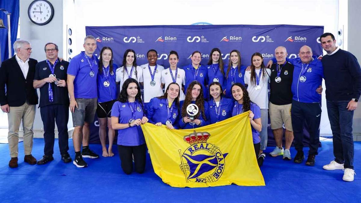 El equipo femenino obtuvo una medalla de plata 