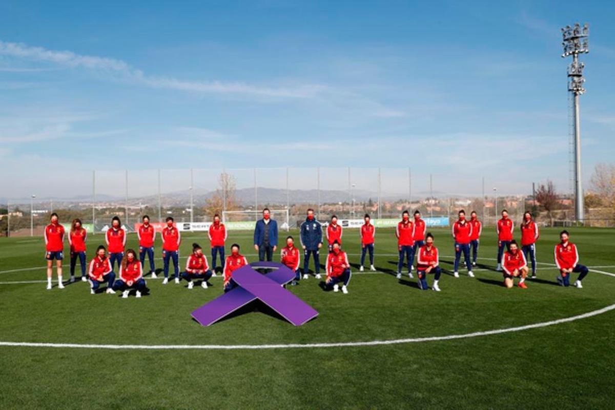 La Comunidad de Madrid se los ha entregado a las jugadoras de la Selección Española