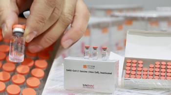 Esta sería capaz de controlar la pandemia mediante la elevada reducción de hospitalizaciones