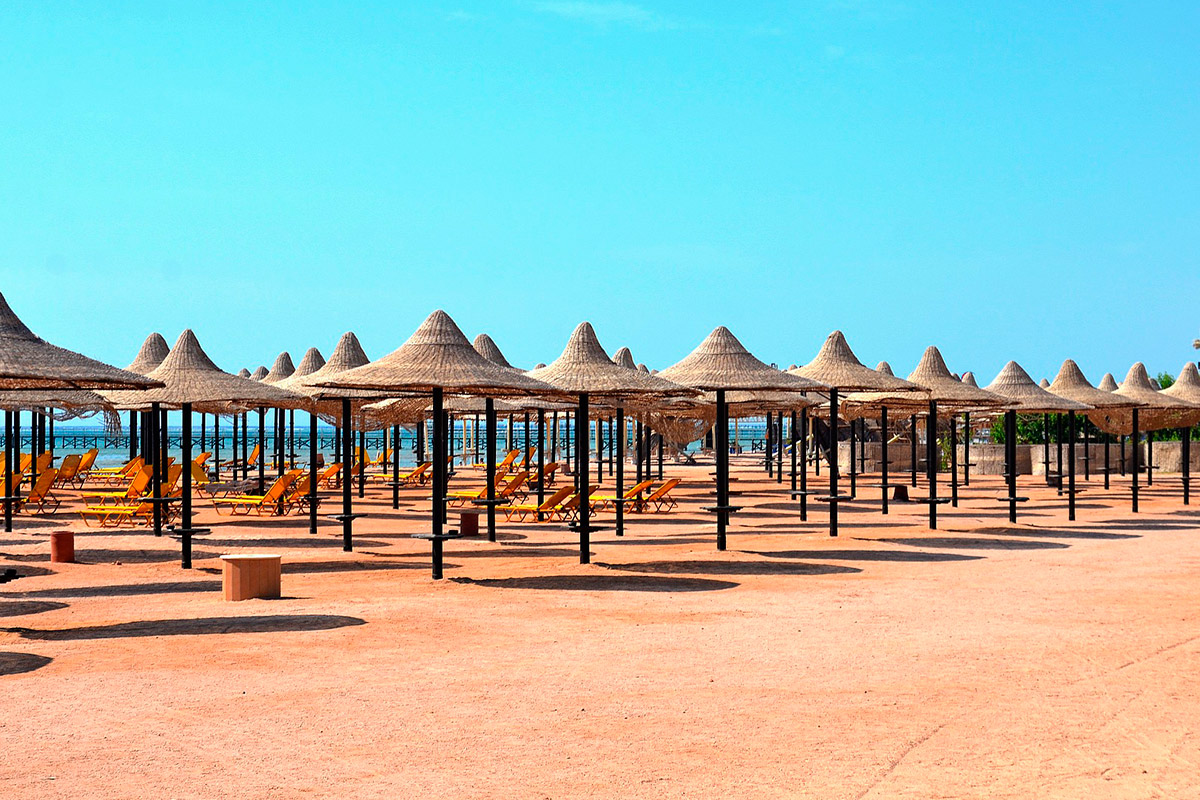 ¿Es seguro acudir a la piscina? ¿Puedo contagiarme por el agua? ¿Qué medidas de seguridad añadidas debemos tomar en la playa?