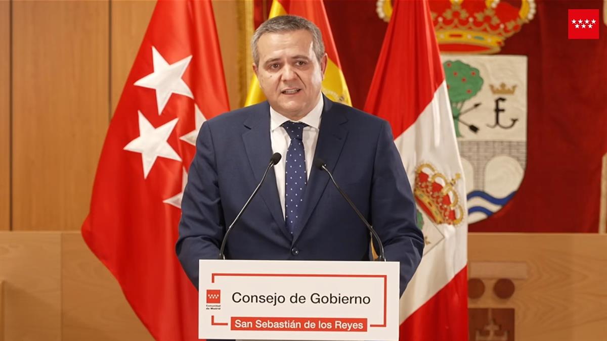 El consejero de Transportes avanza que las vías gestionadas por la Comunidad de Madrid apenas han tenido incidencias por la borrasca 