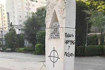 Lee toda la noticia 'Coslada denunciará los actos de vandalismo al monumento de del abogado Francisco Javier Sauquillo'