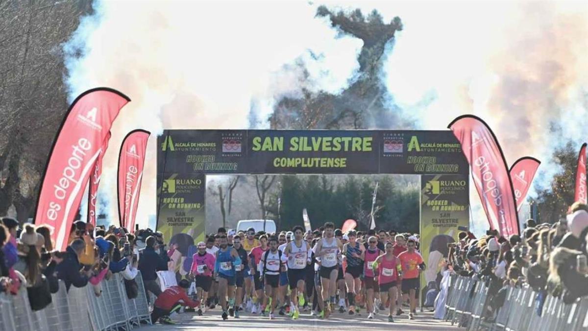 Según los datos oficiales, el numero de inscritos se redujo más de 1.1440 corredores y el PSOE señala al Ayuntamiento