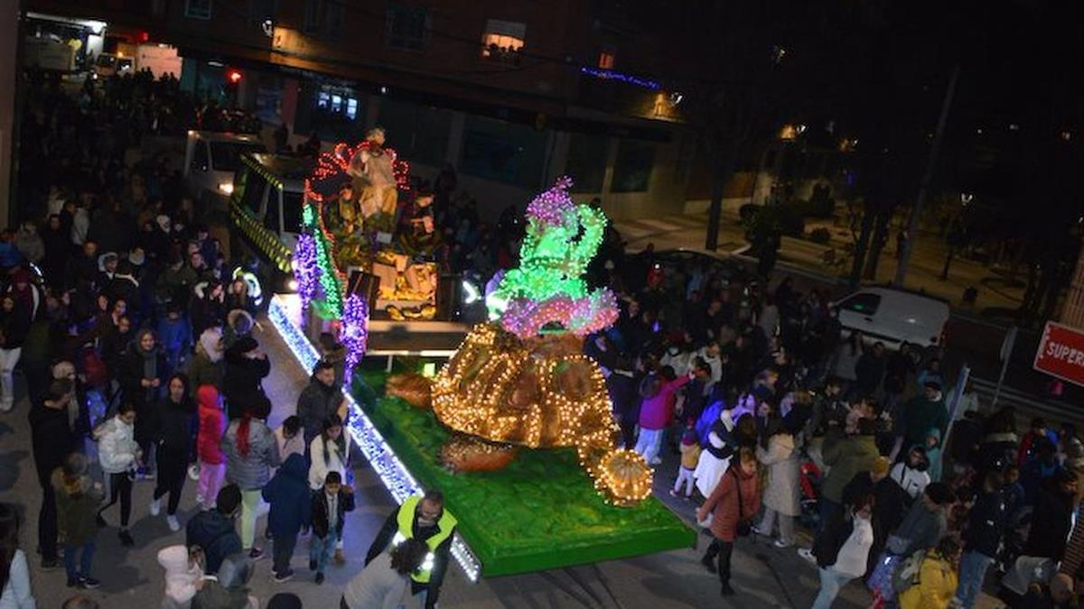 Creen que ha habido poca iluminación en las calles y poca participación en la Cabalgata de Reyes