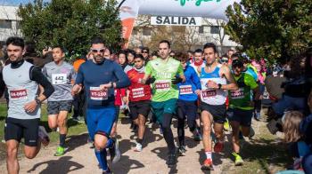 Más de 800 personas participaron en esta carrera 