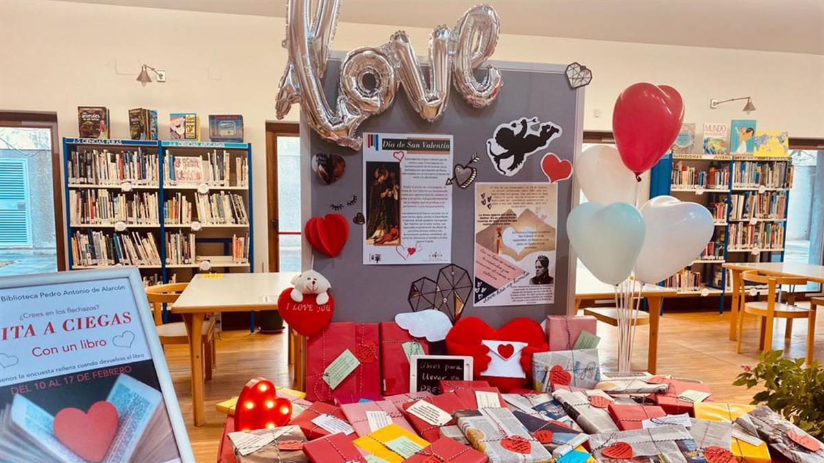 Durante el mes de febrero los libros son los grandes protagonistas