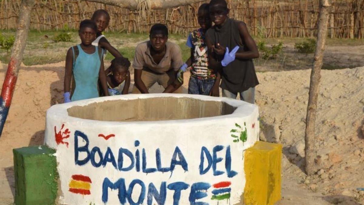 La asociación La Costa de la Sonrisa desarrolla varios proyectos en el país