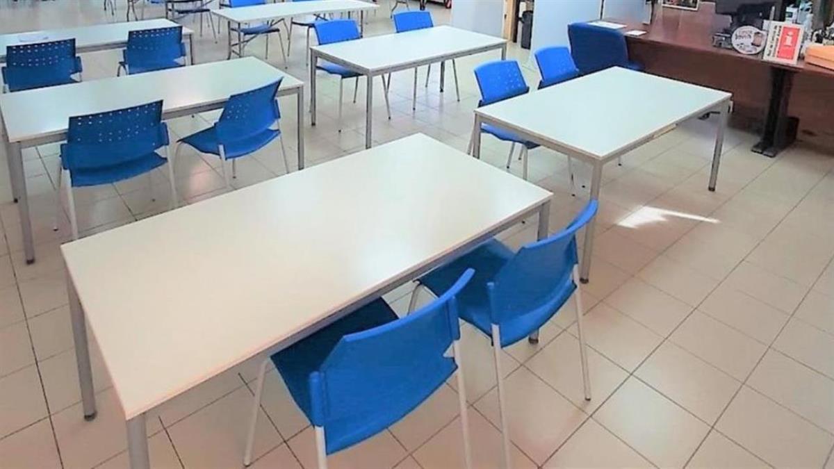 Contempla 80 horas de formación sobre informática y nuevas tecnologías