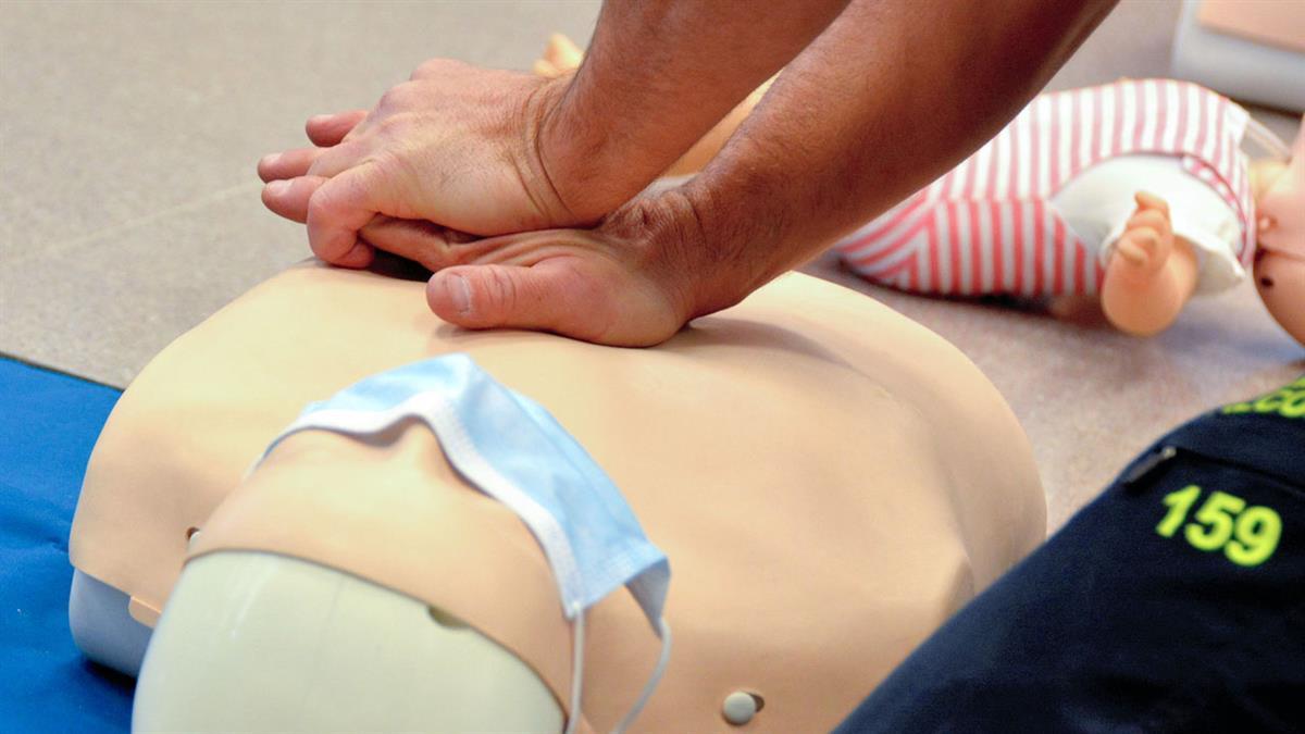 Ofrece información teórico-práctica para comprobar en primera persona cómo actuar