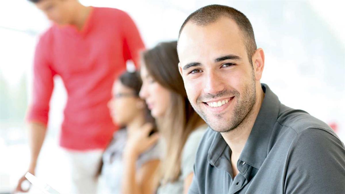 Están dirigidos a personas empadronadas en la ciudad que tengan como mínimo 16 años