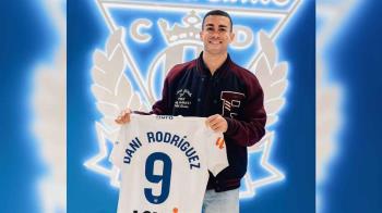 El gallego llega tras pasar las últimas siete temporadas y media en el R.C.D. Mallorca