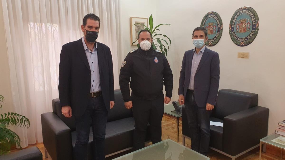 Esta condecoración reconoce la labor desempeñada por el Jefe de Protección Civil de Alcalá de Henares