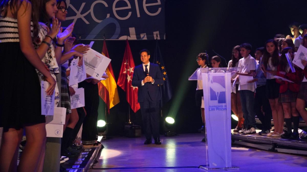 Un reconocimiento al esfuerzo de los alumnos de 6º de Primaria y de 4º de la ESO