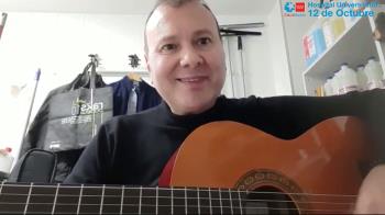 Un paciente de la primera ola manda un vídeo musical de ánimo a otro de la tercera