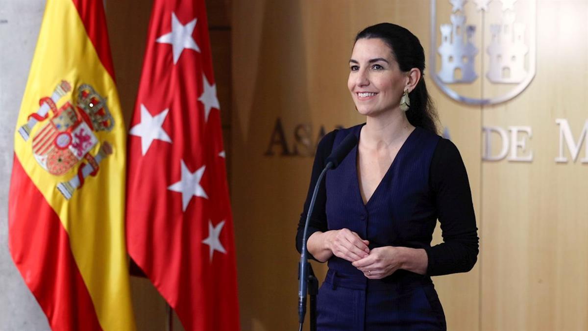 La líder de VOX en Madrid ha hecho unas declaraciones durante el Pleno de la Asamblea de Madrid, en las que ha aprovechado también para atacar la Agenda 2030 y a Pedro Sánchez