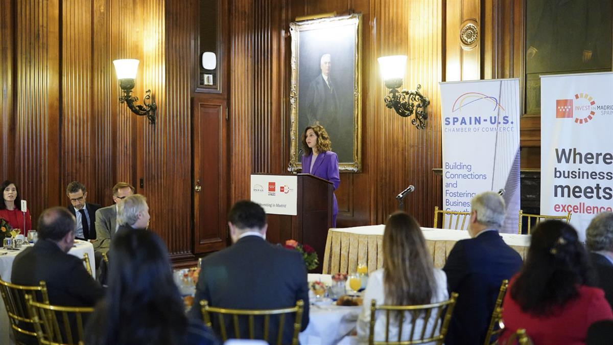 Está dirigida a cualquier persona que no haya residido en España en los cinco últimos años y pase a ser nuevo contribuyente madrileño