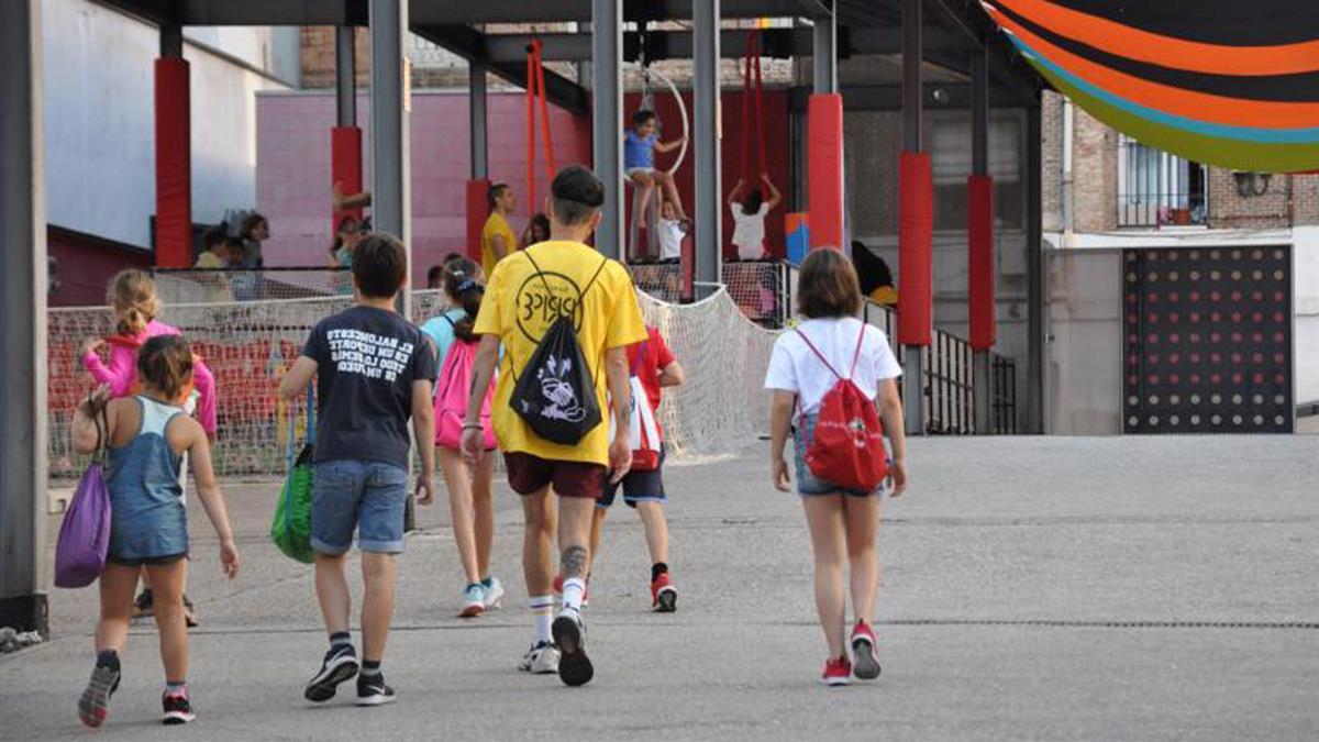 El Gobierno municipal vigila el cumplimiento de los servicios en curso