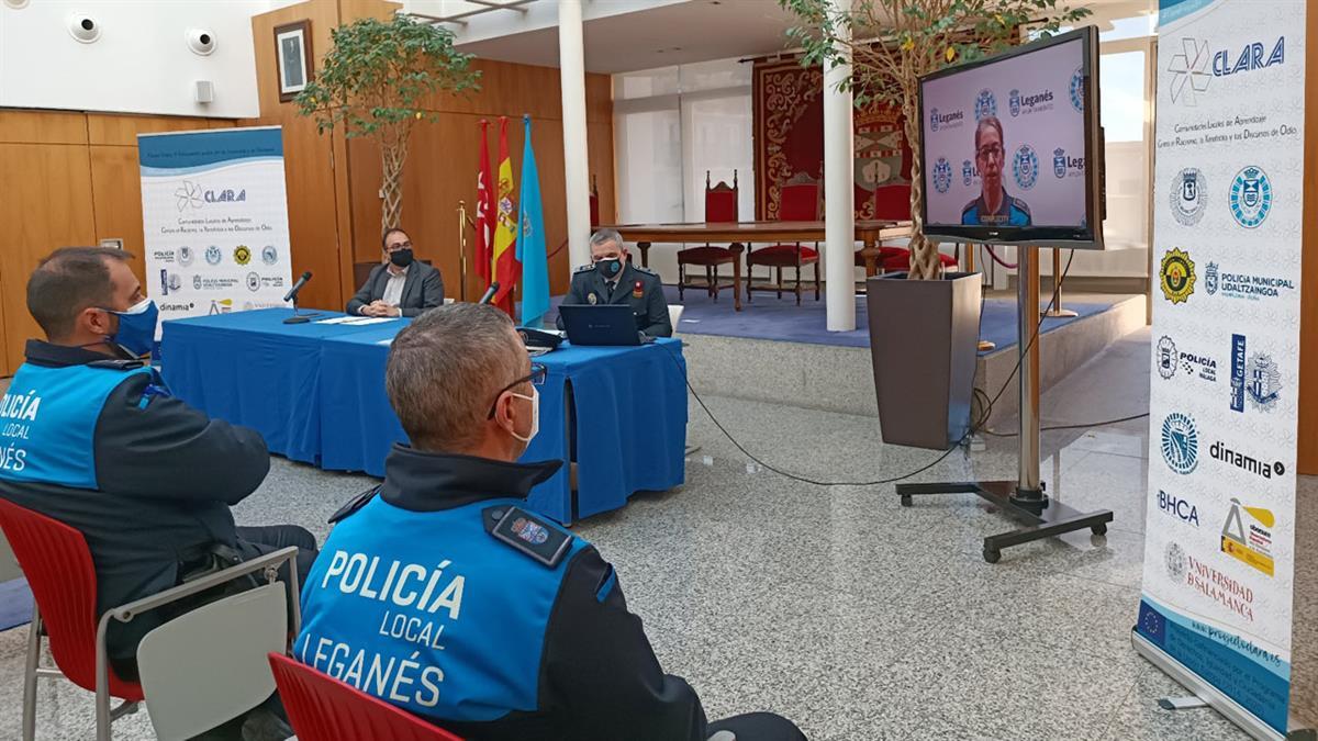 El programa Clara ha servido para mejorar en el trabajo de prevención e identificación de incidentes racistas y xenófobos