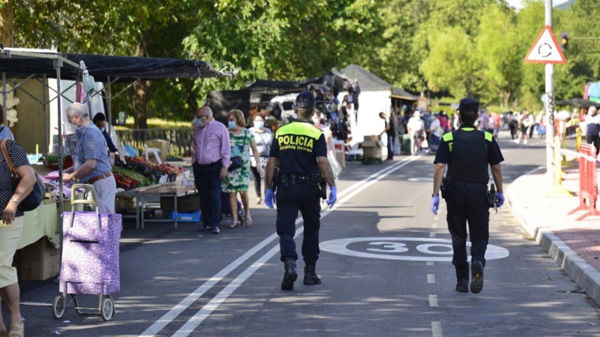 Desde el equipo de Judith Piquet aclaran que el mercadillo de los martes no se trasladará a ningún lado
