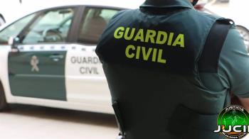 Fuentes de la Guardia Civil advierten que, a pesar de la prórroga de Interior, "tenemos que aplicar la ley"
