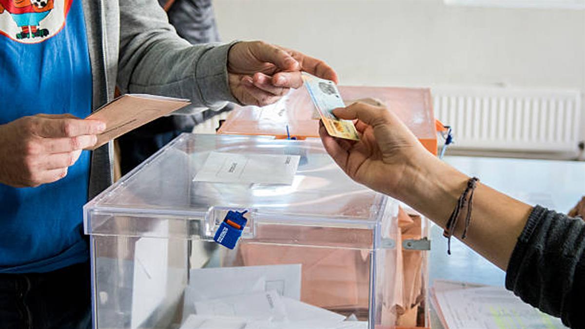 Izquierda Independiente traslada lo ocurrido a varios vecinos que no pudieron ejercer su derecho el pasado 28M