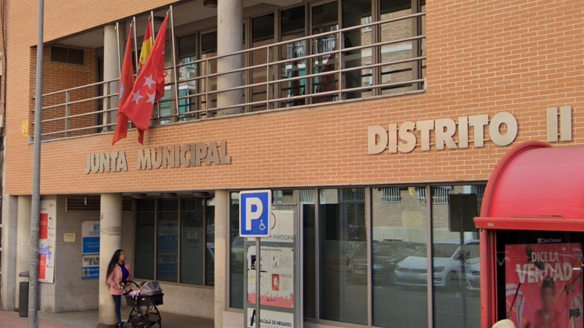 La asociación de vecinos denuncia la progresiva reducción de actividades festivas en su barrio
