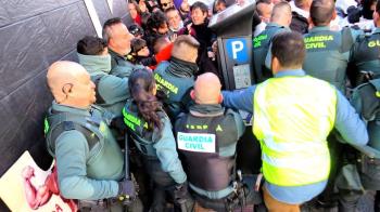 ACTUALIZACIÓN| 9 heridos en un desalojo en Collado Villalba 