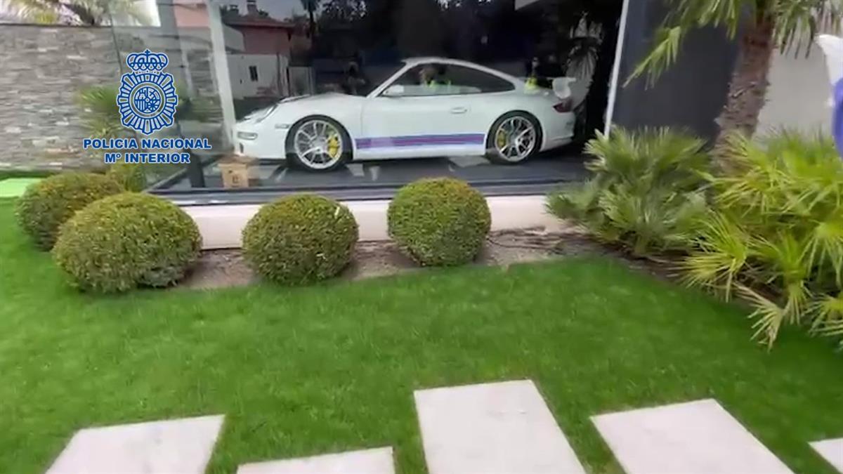 Se introducían en servidores de instituciones públicas para cambiar la domiciliación de las nóminas 