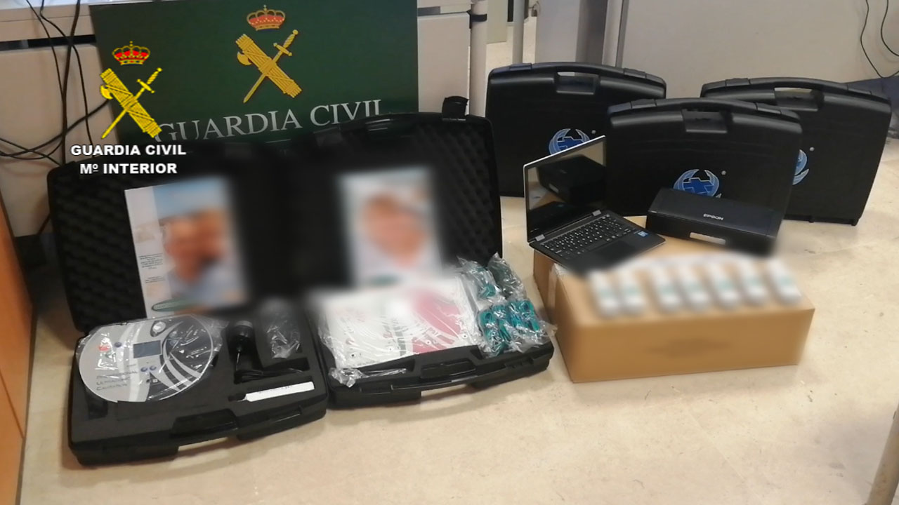 36 mayores estafados en Rivas, Arganda y otras localidades