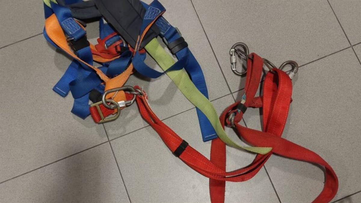 Portaba un equipo de escalada en el momento del arresto