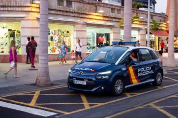 La mujer ha sido de tenida por estafa bancaria a su vecina de avanzada edad